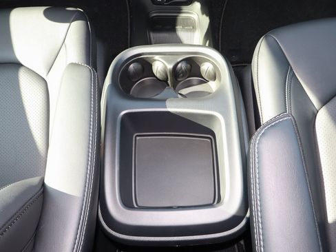 New 2026 Chrysler Pacifica Select image 22