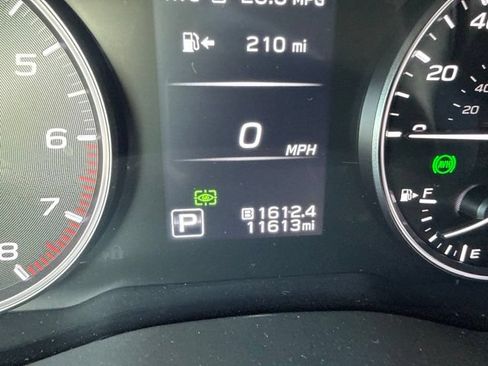 Used 2025 Subaru Ascent Limited w/ Popular Package #2 AWD/4WD image 10