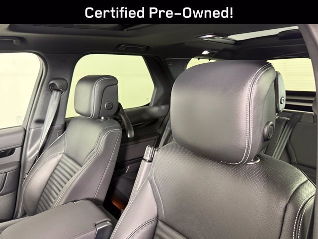 Used 2025 Land Rover Discovery S AWD/4WD image 6