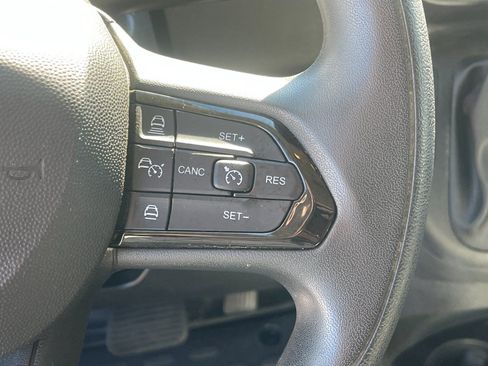 Used 2024 RAM ProMaster 3500 w/ Convenience Group image 28