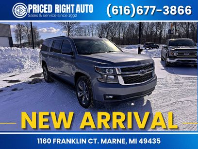 Used 2018 Chevrolet Suburban LT w/ Luxury Package