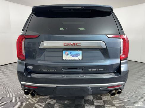 Used 2021 GMC Yukon Denali w/ Denali Premium Package image 8