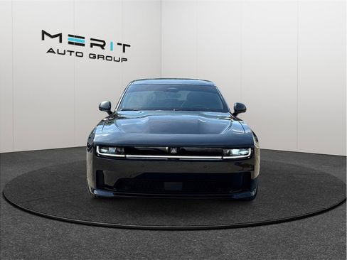 Used 2024 Dodge Charger Daytona Scat Pack w/ Plus Group AWD/4WD image 3