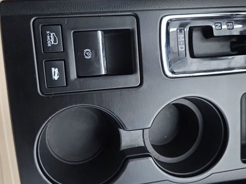 Used 2018 Subaru Outback 2.5i Limited image 28