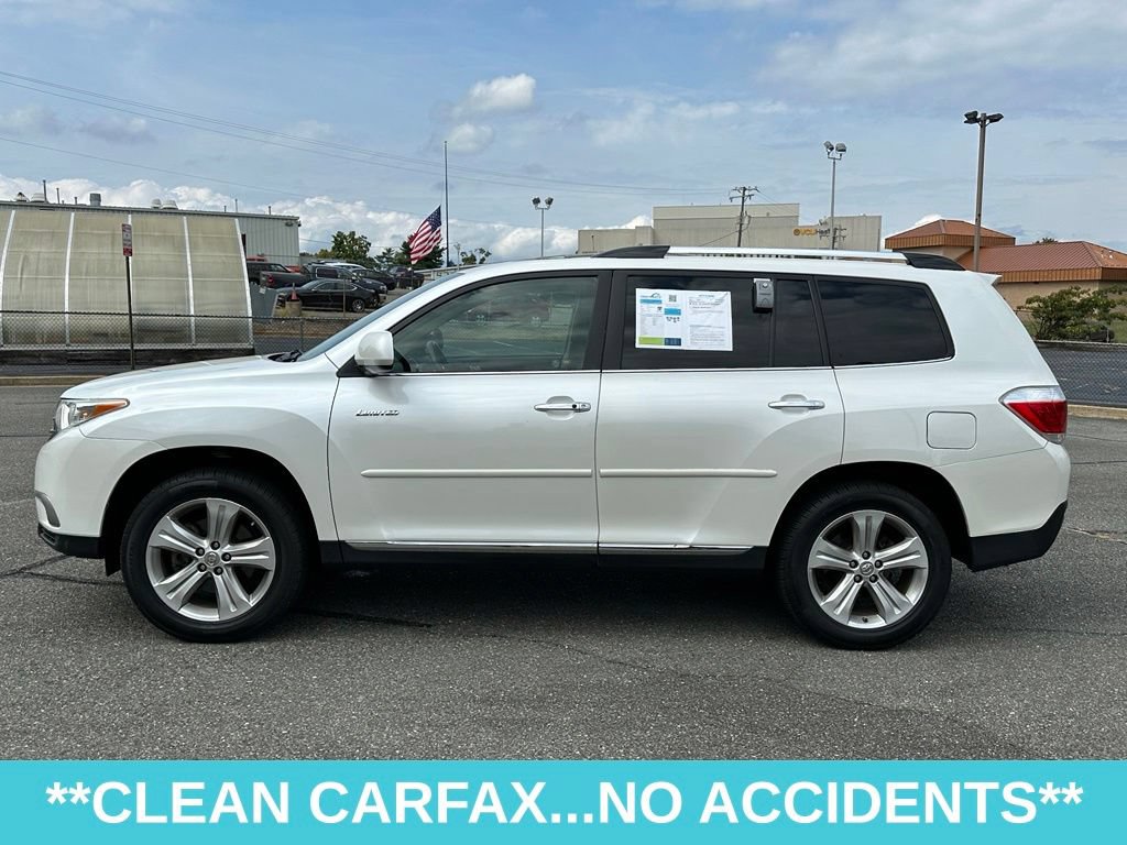 Used 2012 Toyota Highlander Limited w/ Tow Pkg AWD/4WD image 4