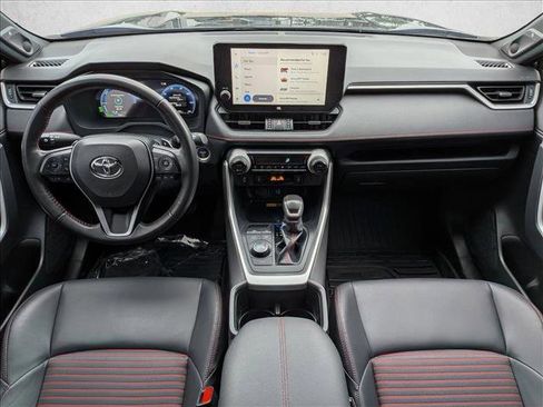 Used 2024 Toyota RAV4 XSE w/ Weather Package AWD/4WD image 18
