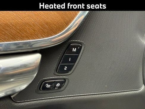 Used 2022 Volvo S90 B6 Momentum image 14