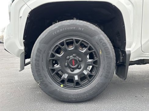 New 2025 Toyota Tacoma SR5 image 10