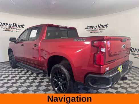 Used 2024 Chevrolet Silverado 1500 LT Trail Boss w/ Convenience Package II AWD/4WD image 10