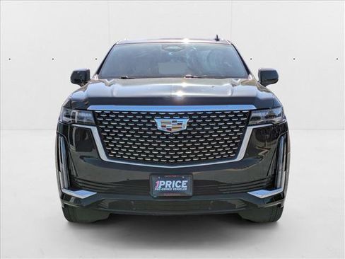 Used 2023 Cadillac Escalade Premium Luxury w/ Performance Package image 2
