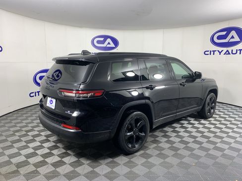 Used 2023 Jeep Grand Cherokee L Laredo AWD/4WD image 3