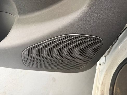 Used 2019 Nissan Frontier SV RWD image 13