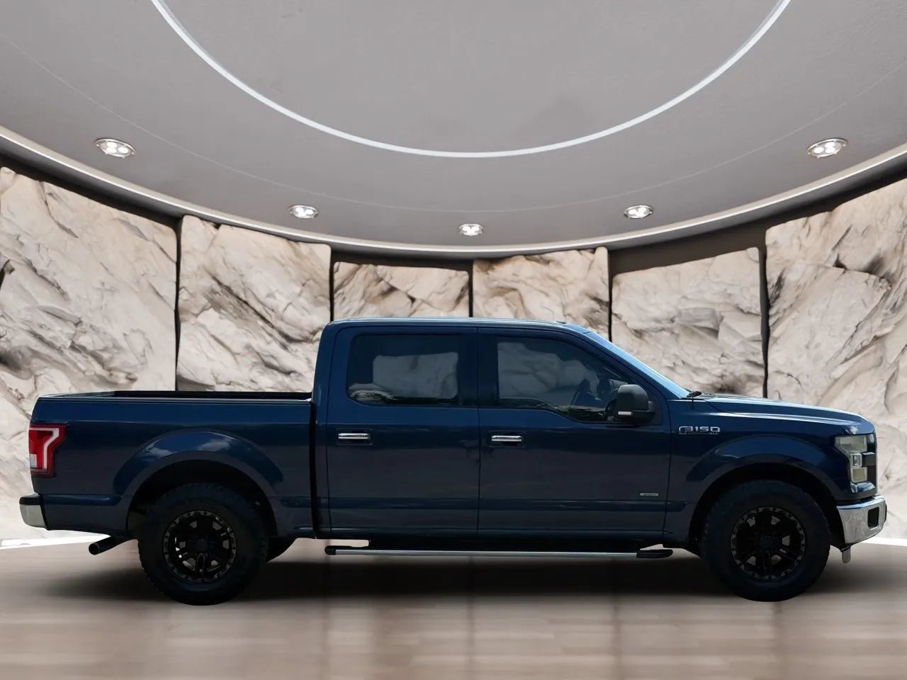 Used 2015 Ford F150 XLT w/ Equipment Group 302A Luxury RWD image 7