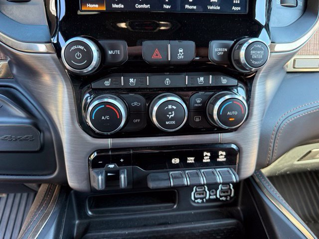 Used 2023 RAM 2500 Limited AWD/4WD image 23