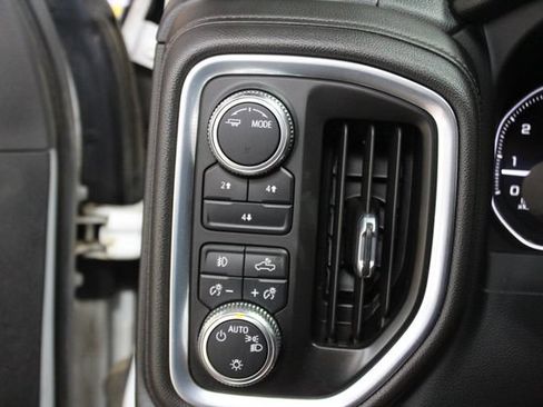 Used 2022 GMC Sierra 2500 SLE w/ SLE Convenience Package AWD/4WD image 15