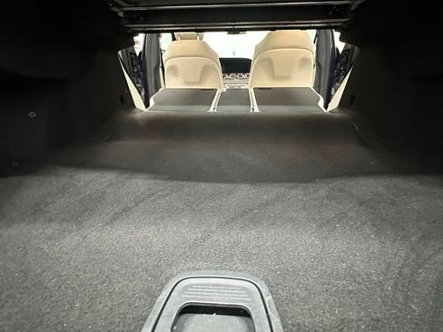 Used 2019 Mercedes-Benz E 300 4MATIC image 15