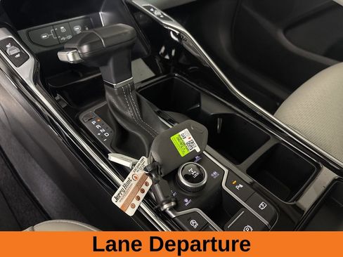 Used 2024 Kia Sorento SX image 18