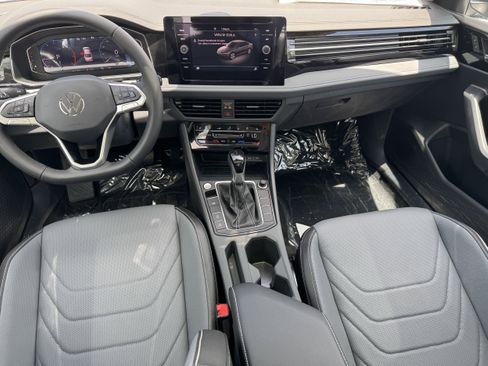 New 2025 Volkswagen Jetta SEL image 15