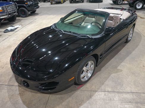 Used 2001 Pontiac Firebird Trans Am RWD image 15