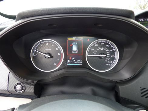 Used 2023 Subaru Forester Limited image 30