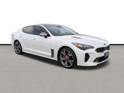 Used 2019 Kia Stinger GT2 AWD/4WD image 3