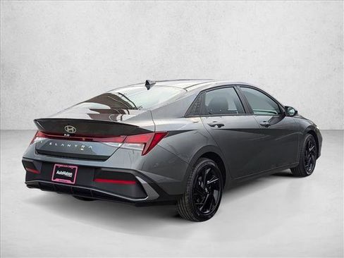 New 2026 Hyundai Elantra Sport image 2