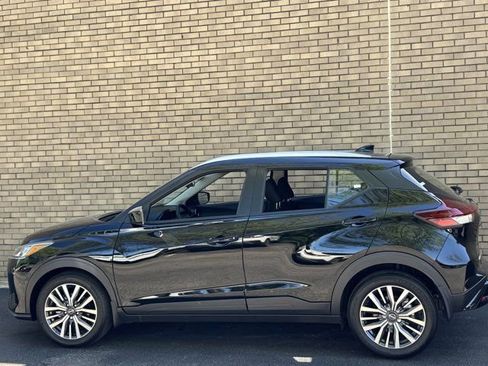 Used 2024 Nissan Kicks SV FWD image 25