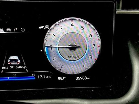 Used 2022 Hyundai Tucson Limited w/ Cargo Package AWD/4WD image 32