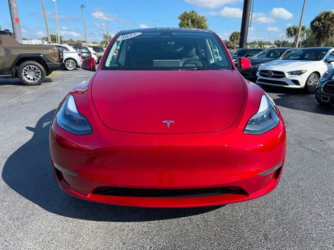 Used 2025 Tesla Model Y Long Range image 2