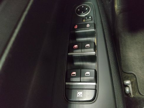 Used 2020 Kia Forte LXS FWD image 27