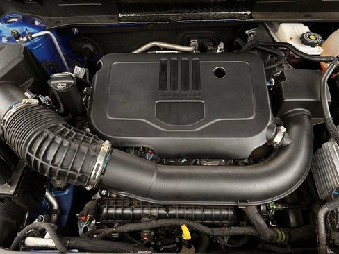 Used 2025 Chevrolet Blazer LT image 33