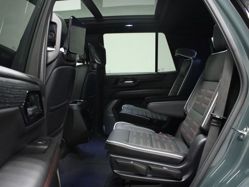 Used 2026 GMC Yukon AT4 Ultimate w/ LPO, Floor Liner Package AWD/4WD image 14