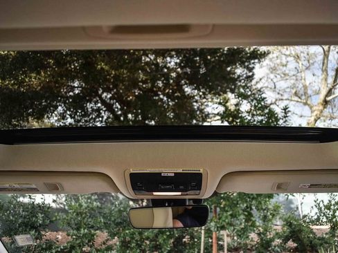 Used 2021 Lexus RX 450h AWD w/ Premium Package image 16