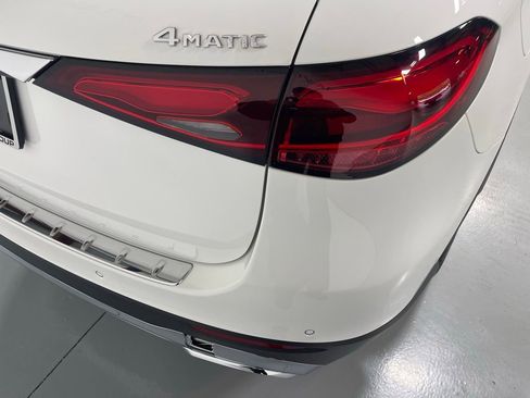 Used 2026 Mercedes-Benz GLC 300 4MATIC image 14