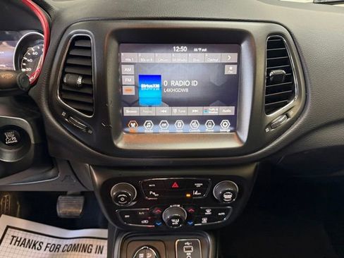 Used 2021 Jeep Compass Trailhawk w/ Sun and Sound Group AWD/4WD image 25