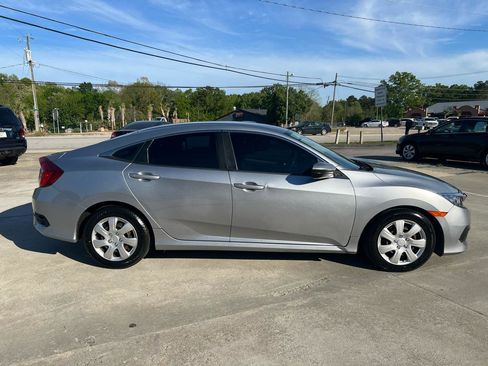 Used 2017 Honda Civic LX image 4