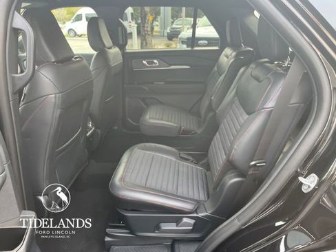 New 2026 Ford Explorer ST-Line w/ ST-Line Street Pack image 26