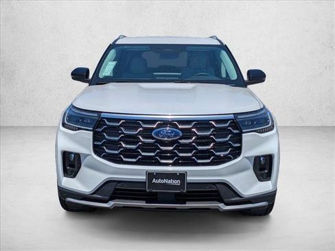New 2026 Ford Explorer Platinum image 6