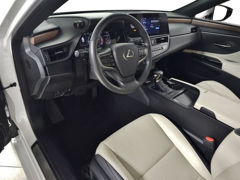 Used 2024 Lexus ES 350 w/ Premium Package FWD image 15