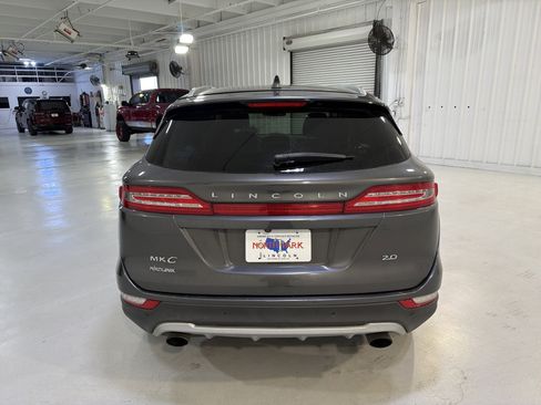 Used 2018 Lincoln MKC Premiere image 4