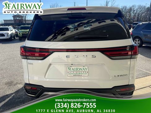 Used 2024 Lexus LX 600 4WD w/ Interior Upgrade Package image 7