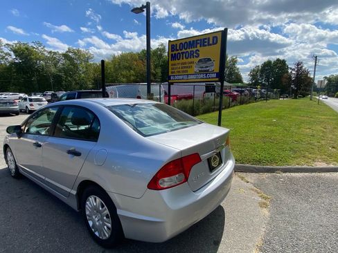 Used 2010 Honda Civic DX-VP image 3
