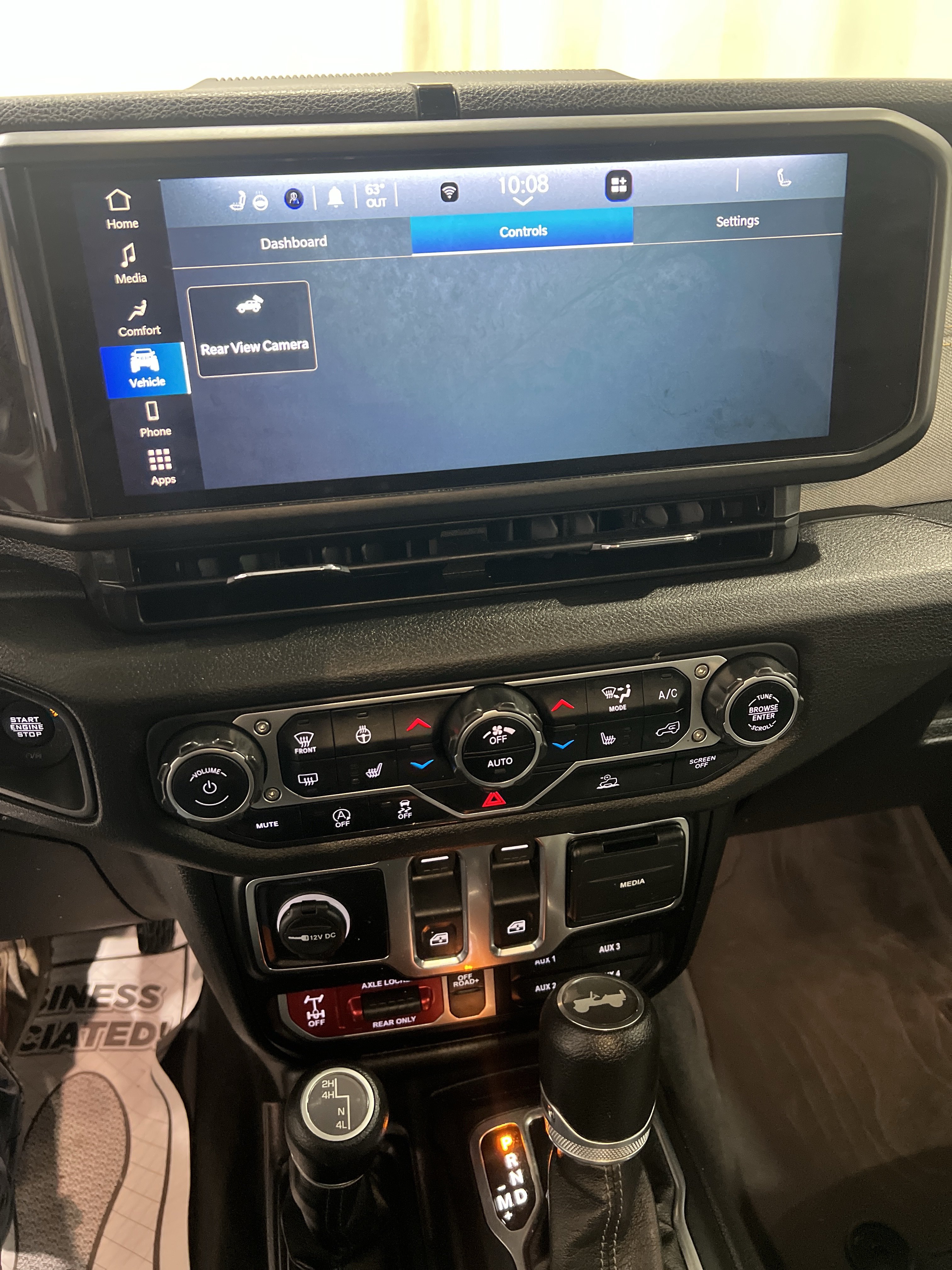 Used 2024 Jeep Wrangler Sport AWD/4WD image 9