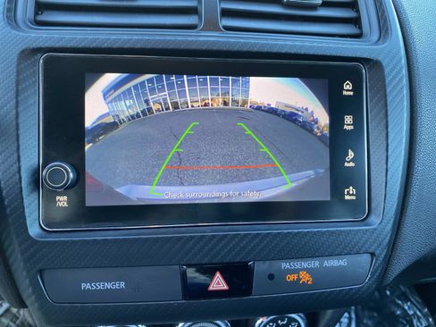 Used 2018 Mitsubishi Outlander Sport SE image 12