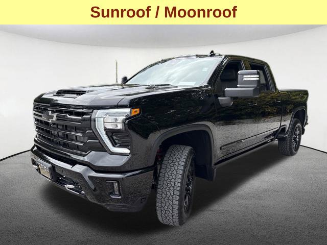 Used 2025 Chevrolet Silverado 2500 High Country w/ High Country Premium Package AWD/4WD image 5