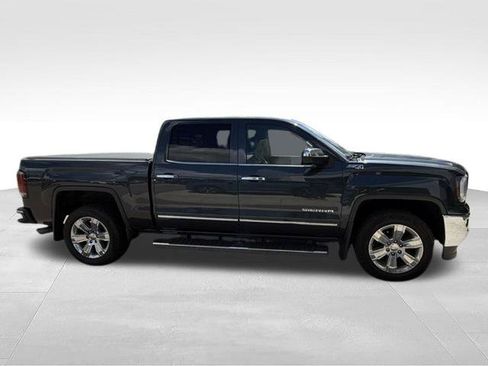Used 2018 GMC Sierra 1500 SLT AWD/4WD image 3
