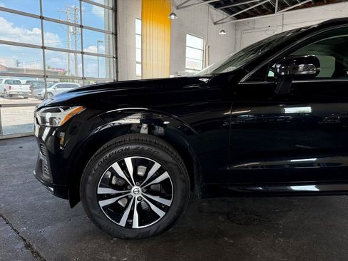 Used 2023 Volvo XC60 B5 Core image 6