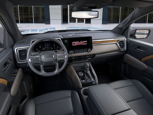 New 2026 GMC Canyon Denali image 15