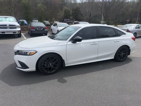 Used 2024 Honda Civic Sport image 11