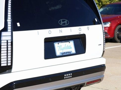 New 2026 Hyundai Ioniq 9 SEL image 7